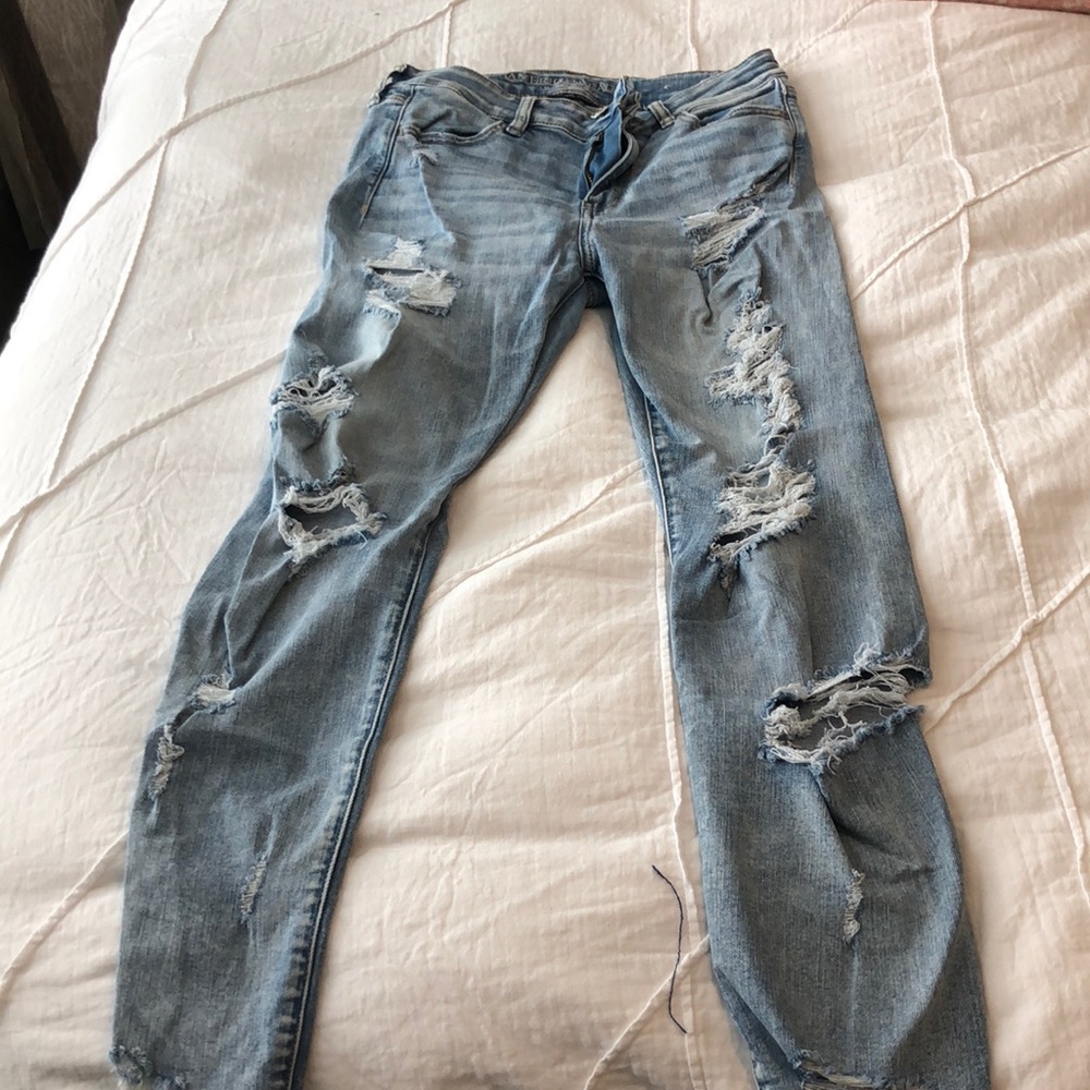 American eagle ripped jeans